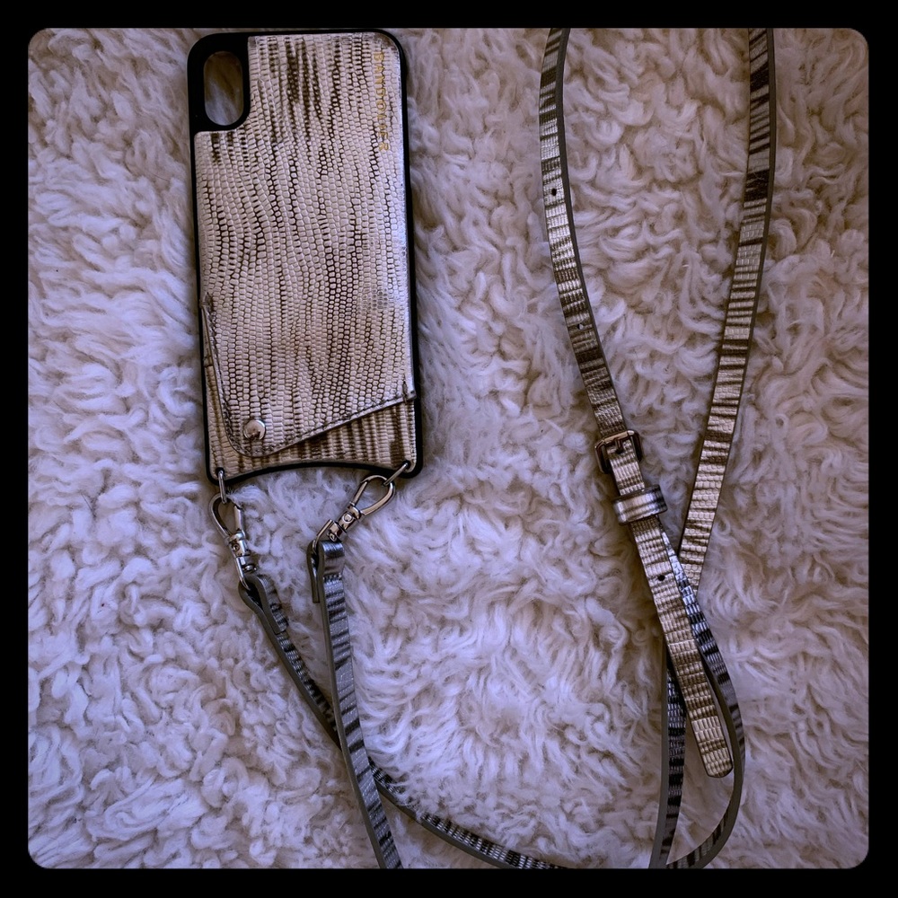 XS Max bandolier- rare color, w/strap, like new